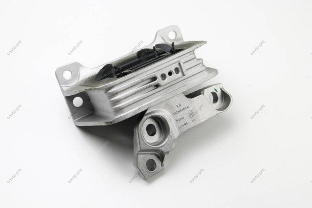 Подушка мотора правая 112108180R RENAULT