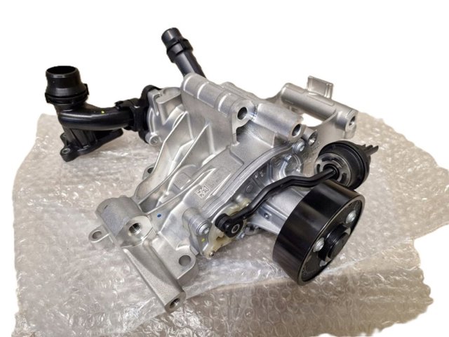 BMW 11518591718 Помпа в наличии Тернополь