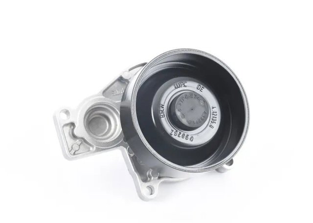 BMW 11518623574 Помпа водяная (насос) охлаждения в наличии Винница