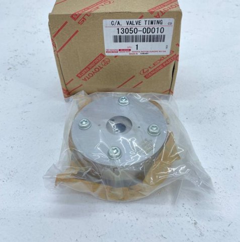 Звездочка-шестерня распредвала двигателя впускного 130500D010 TOYOTA