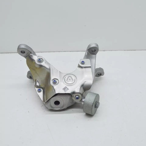 22119470132 BMW Кронштейн подушки (опоры) двигателя правой купить в Днепр