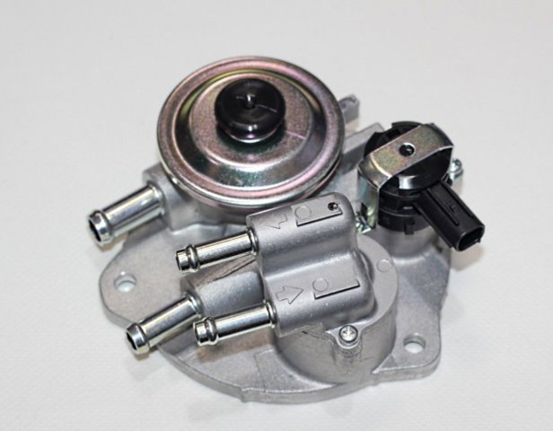 Крышка корпуса топливного фильтра 2338051042 TOYOTA
