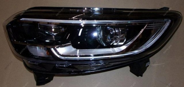 Фара левая передняя 260600479R RENAULT