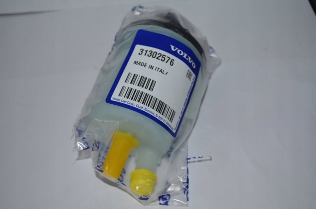 Бачок насоса ГУР 31302576 VOLVO