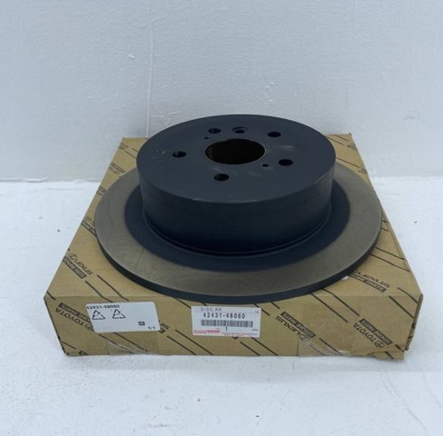 Диск тормозной задний 4243148060 TOYOTA