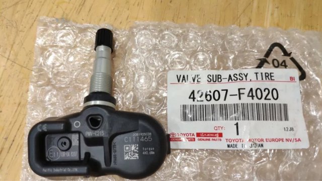 Датчик давления воздуха в шинах 42607F4020 TOYOTA