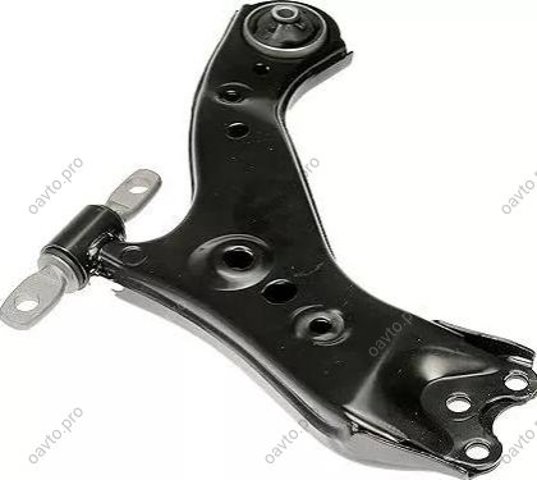 Рычаг передней подвески нижний, правый 4806842070 TOYOTA
