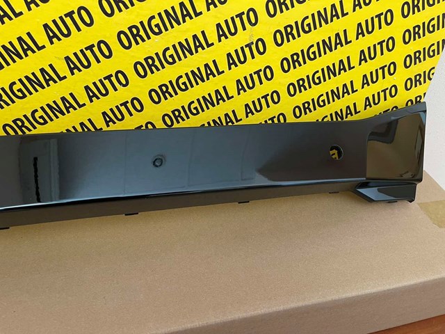 BMW 51115A41F75 Накладка бампера переднего в наличии Ровно