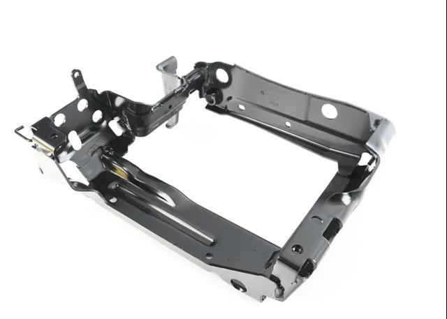 51117422225 BMW Усилитель бампера переднего купить в Черкассы