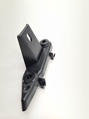 51117422252 BMW Направляющая переднего бампера правая купить в Ужгород
