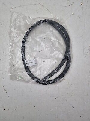51767419379 BMW Уплотнитель капота купить в Винница