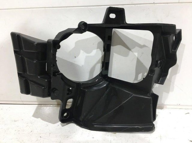 Крепление противотуманки правой 5212548091 TOYOTA