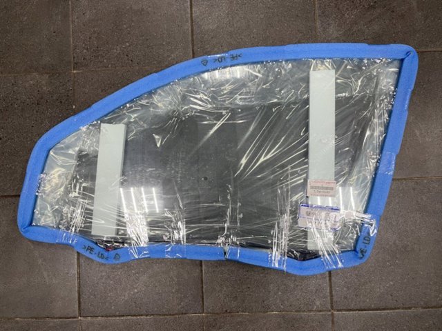 681020K272 TOYOTA Стекло двери передней левой купить в Хмельницкий