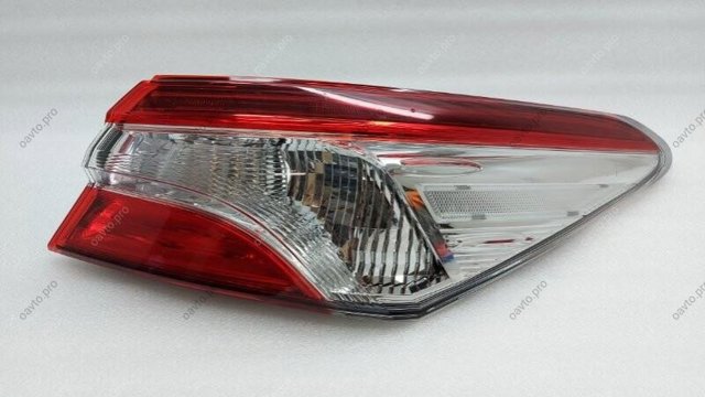 Фонарь задний правый, внешний 8155133660 TOYOTA