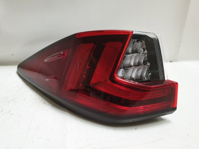 Фонарь задний левый, внешний 8156148370 TOYOTA