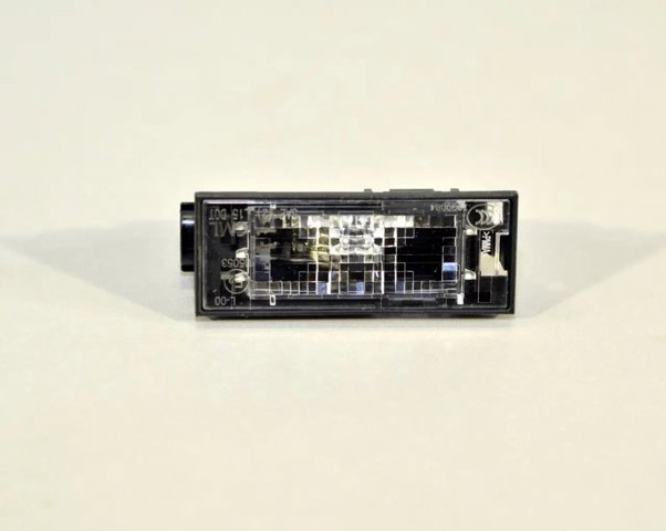 Фонарь освещения номера 8200480127 RENAULT