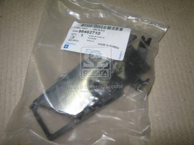 Ручка правой передней двери 96462710 GM