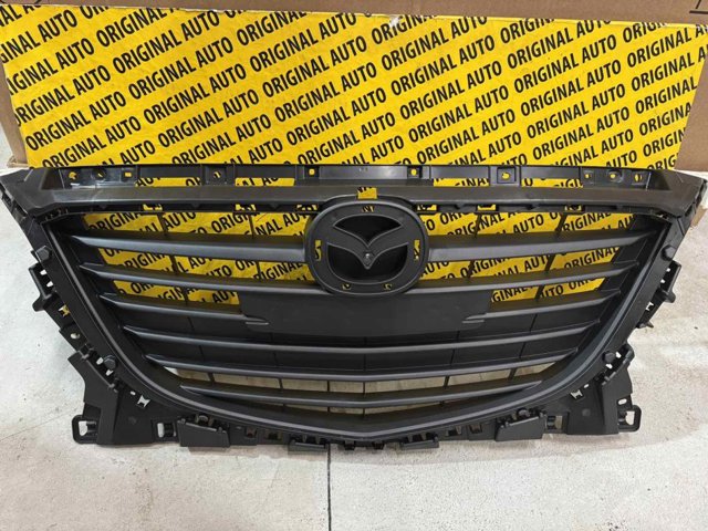 Решетка радиатора BHN150712B MAZDA