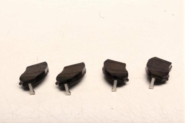 Колодки передние D10601MF0A NISSAN