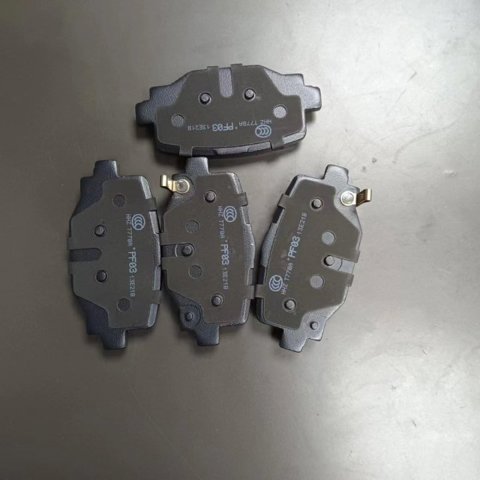 NISSAN D40605NA0A Задние тормозные колодки в наличии Винница