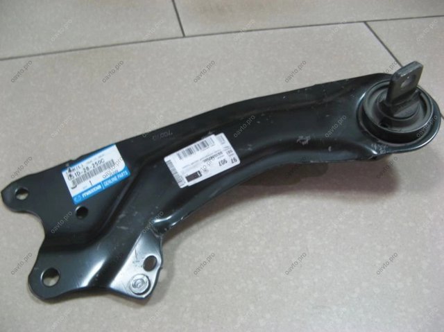 Рычаг/тяга задней подвески продольный нижний, левый GS1D28250C MAZDA