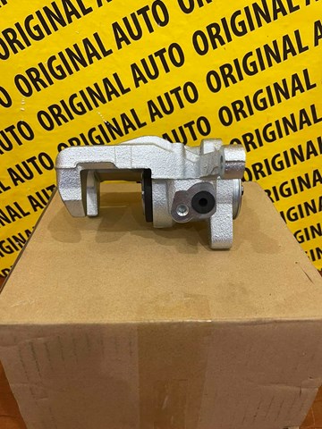 Задний левый суппорт KAY02671XA MAZDA