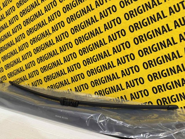 Щетка дворника левая KB7W67330B MAZDA