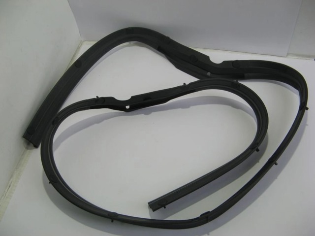 KD5356770 MAZDA Уплотнитель капота купить в Каменское