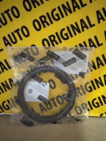 Сальник коленвала коренной SH0111312 MAZDA
