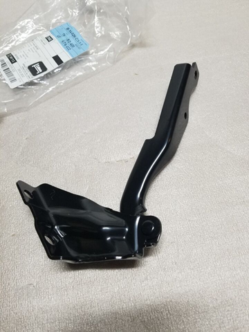 TK4852420 MAZDA Петля капота левая купить в Полтава