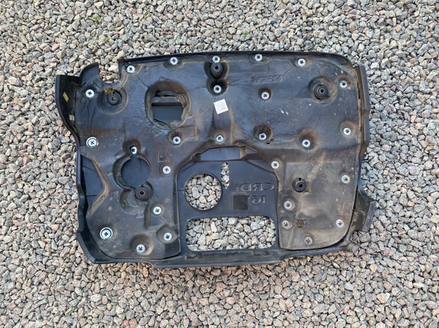 HYUNDAI 292474A470 Крышка двигателя в наличии Кривой Рог
