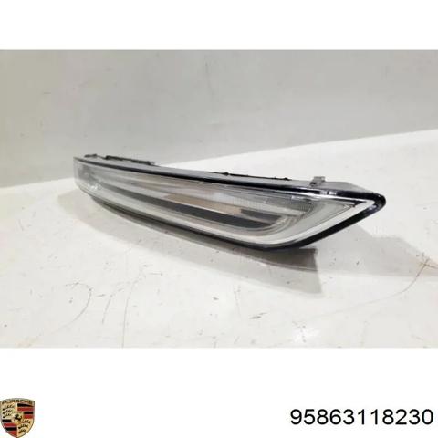 Габарит (указатель поворота) правый 95863118230 PORSCHE