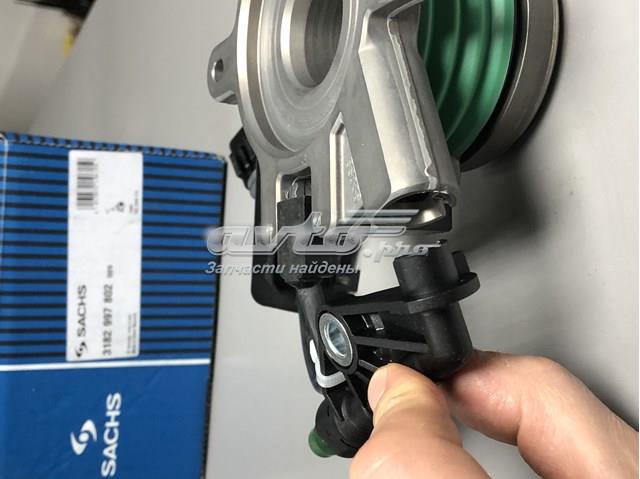 Рабочий цилиндр сцепления в сбор 3182997802 SACHS