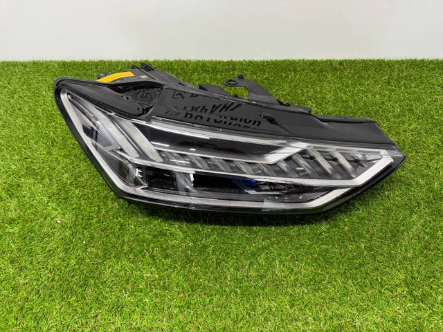 Фара передняя правая 4K8941086F VAG