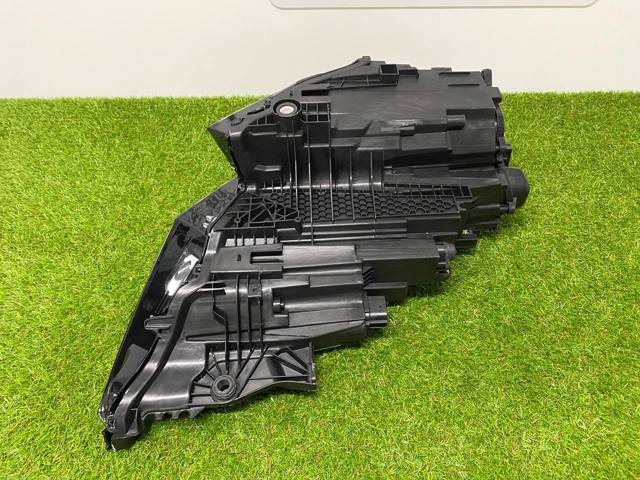 4M8941783 Левая фара купить Черновцы