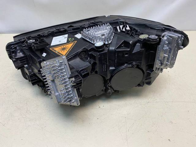 63115A0E614 BMW Фара правая купить в Кривой Рог