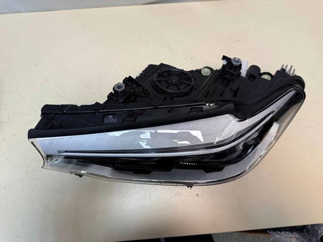 BMW 63117214957 Фара левая в наличии Павлоград