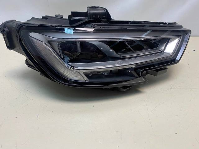 Фара комбинированная, передняя 8V0941774C VAG