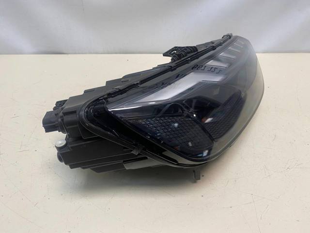 8W0941036E VAG Правая фара купить в Украина