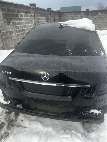 Крышка багажника A2127500275 MERCEDES