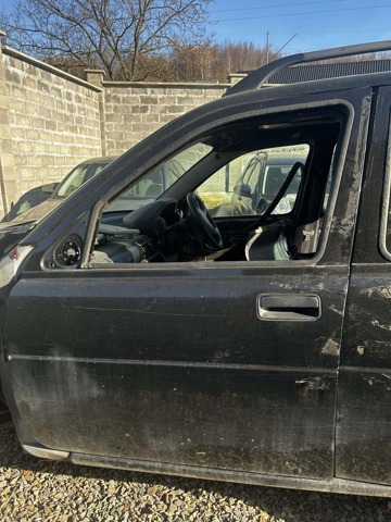 Водительская дверь ASR1807 LAND ROVER