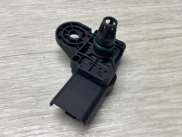 BOSCH 0261230136 Датчик абсолютного давления в наличии Черкассы