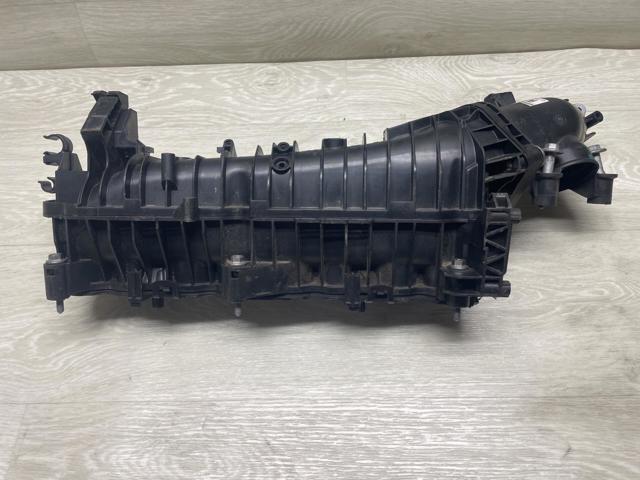 Патрубок дроссельный 108452S10 BMW