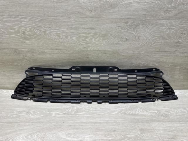 Решетка 51110442012 BMW