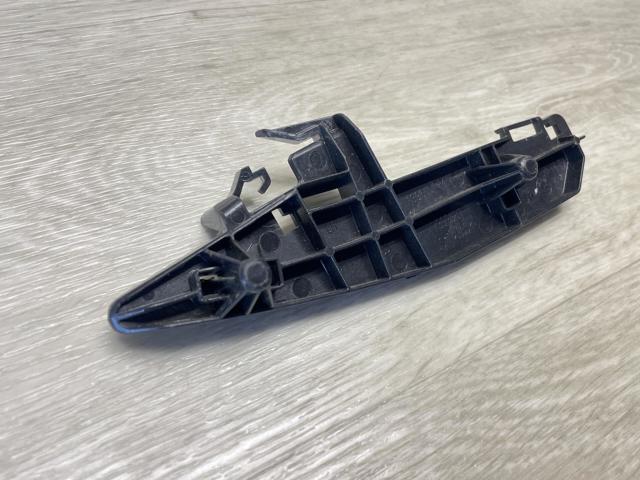51117399981 Направляющая переднего бампера правая купить Чернигов