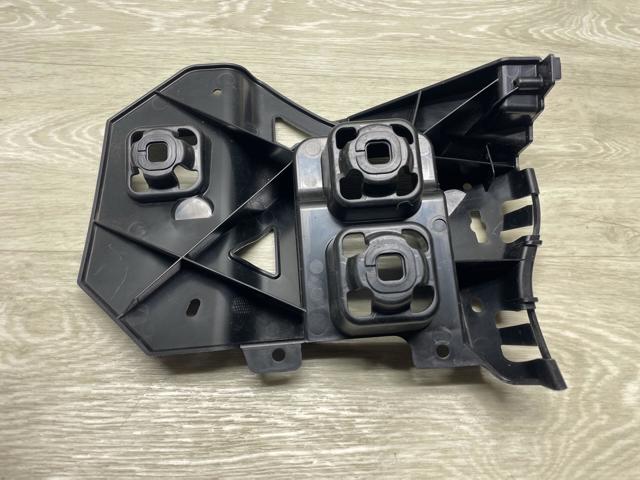 BMW 51128737093 Кронштейн бампера заднего левый в наличии Сумы