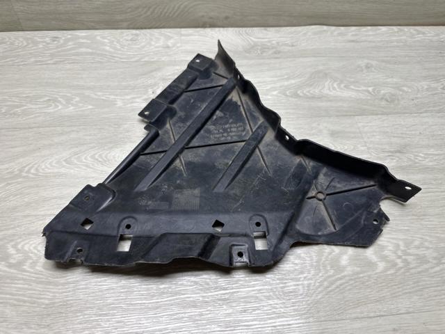 51758082493 BMW Лючок подкрылка переднего левого купить в Каменское