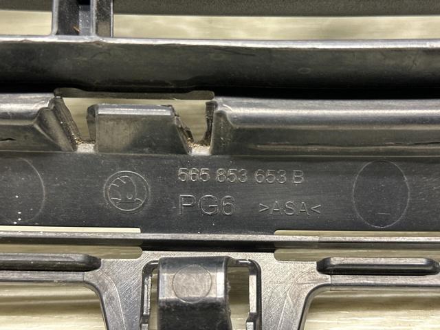 VAG 565853653B Решетка радиатора в наличии Запорожье