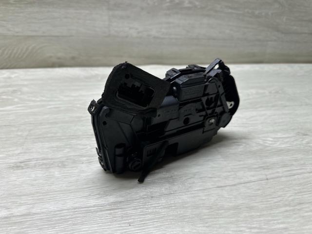 5NA839015D VAG Замок двери задней левой купить в Кривой Рог