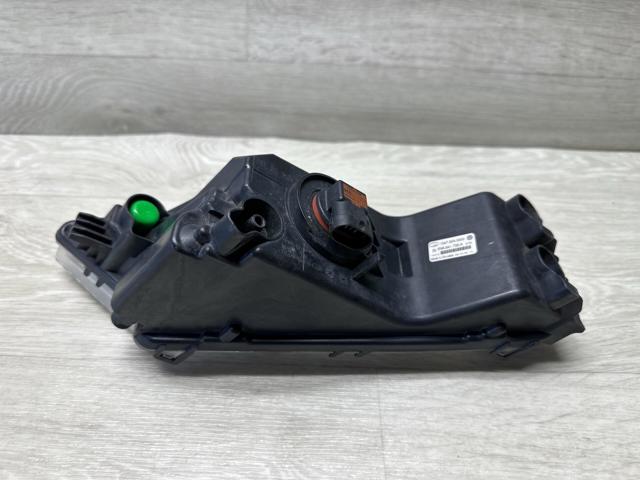 5NA941700A VAG Фара противотуманная правая купить в Киев